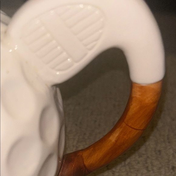 Golf Ball Teapot with  handle that looks like a bent club. 1986 Seymour Mann - Picture 2 of 4